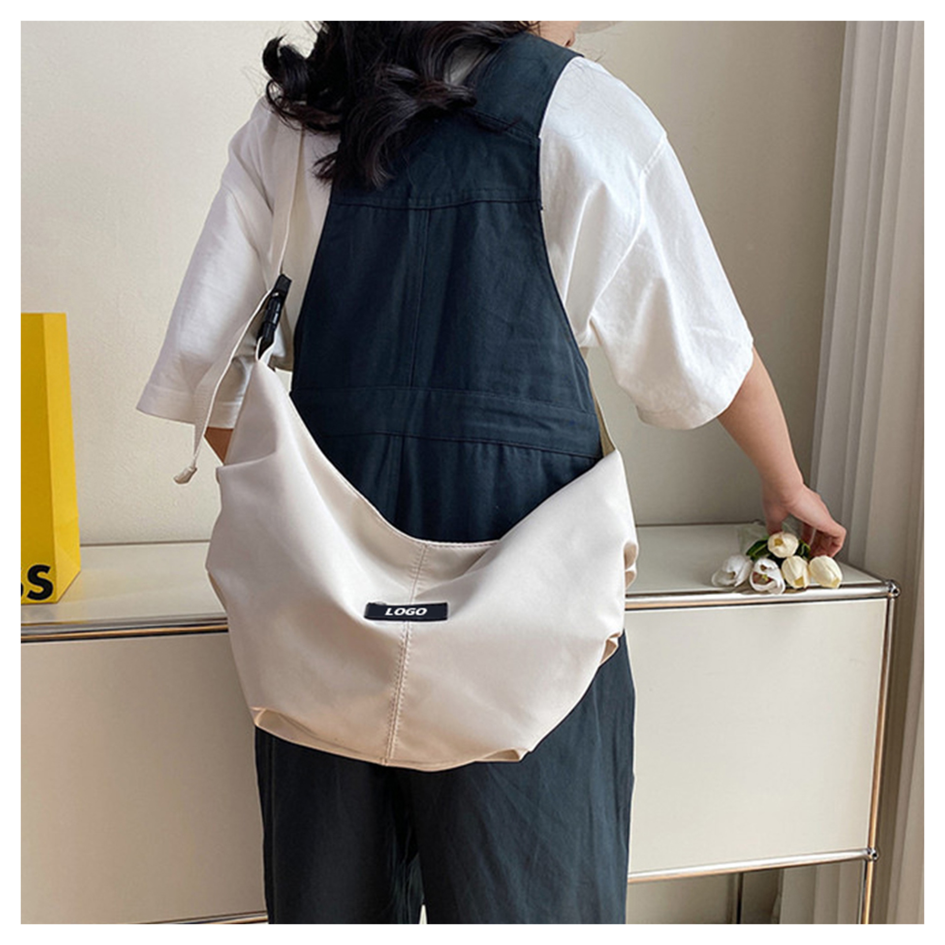 日系尼龙布百搭休闲大容量斜挎包